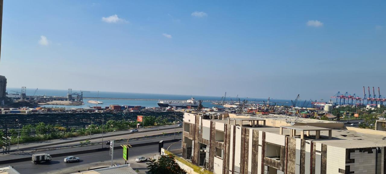 West House Apartments-Mar Mikhael 베이루트 객실 사진