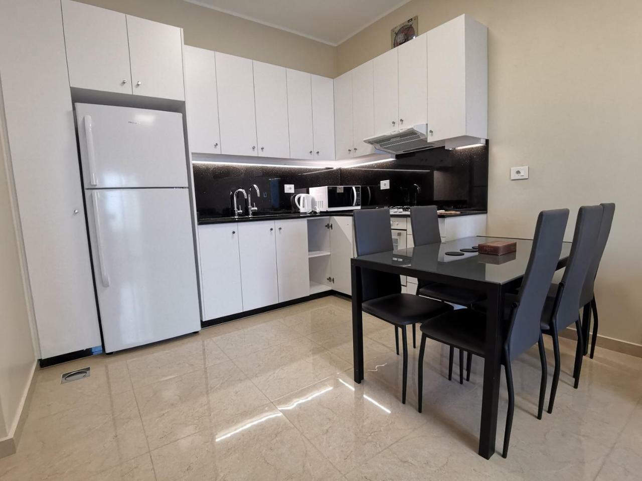 West House Apartments-Mar Mikhael 베이루트 외부 사진